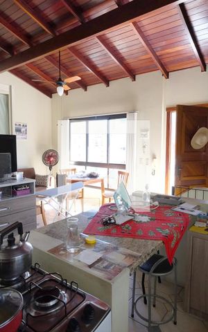 Apartamento à venda com 240m², 3 quartos e 3 vagasCobertura