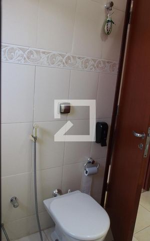 Casa à venda com 178m², 3 quartos e 2 vagasBanheiro da Suíte