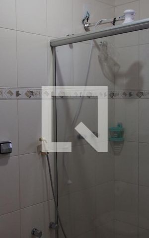 Casa à venda com 178m², 3 quartos e 2 vagasBanheiro 2