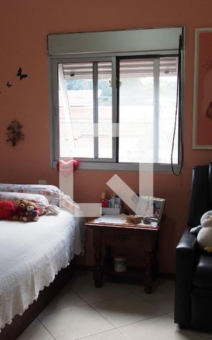 Casa à venda com 178m², 3 quartos e 2 vagasQuarto 2