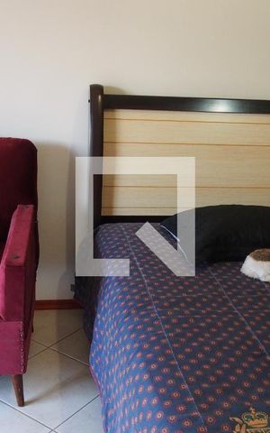 Casa à venda com 178m², 3 quartos e 2 vagasSuíte