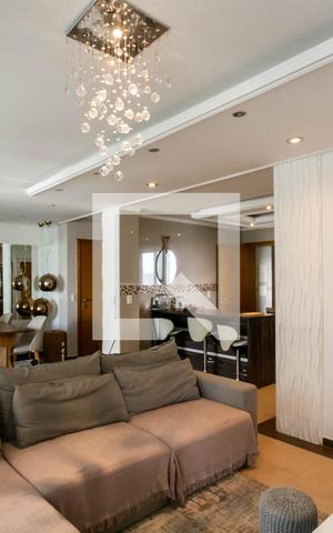Apartamento à venda com 127m², 3 quartos e 3 vagas Apartamento à venda com 127m², 3 quartos e 3 vagasSala