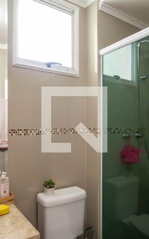 Apartamento à venda com 127m², 3 quartos e 3 vagas Apartamento à venda com 127m², 3 quartos e 3 vagasBanheiro da Suíte 2