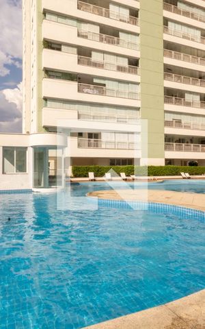 Apartamento à venda com 127m², 3 quartos e 3 vagas Apartamento à venda com 127m², 3 quartos e 3 vagasÁrea comum - Piscina
