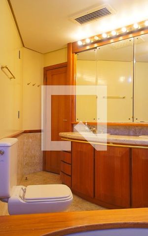 Apartamento para alugar com 315m², 4 quartos e 3 vagasBanheiro da Suíte