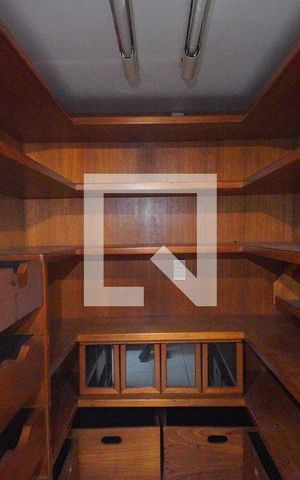 Apartamento para alugar com 315m², 4 quartos e 3 vagasDispensa