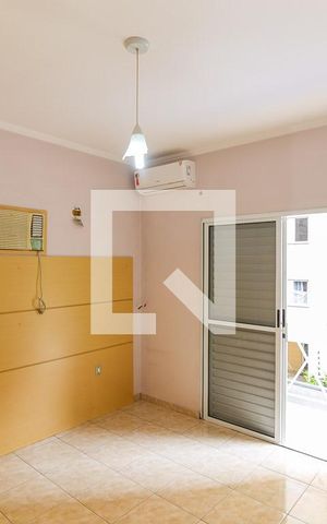 Casa à venda com 160m², 3 quartos e 2 vagas Casa à venda com 160m², 3 quartos e 2 vagasQuarto 1