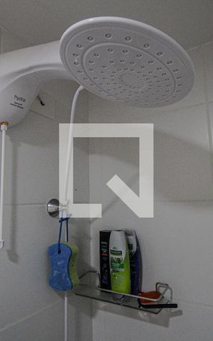 Apartamento para alugar com 36m², 2 quartos e sem vaga Apartamento para alugar com 36m², 2 quartos e sem vagaBanheiro