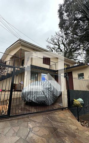 Casa de condomínio à venda com 240m², 3 quartos e 2 vagasFachada