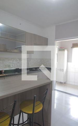 Casa à venda com 179m², 3 quartos e 3 vagasCozinha
