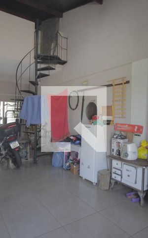 Casa à venda com 179m², 3 quartos e 3 vagasGaragem