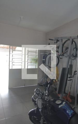 Casa à venda com 179m², 3 quartos e 3 vagasGaragem