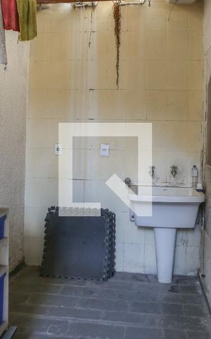Casa à venda com 220m², 3 quartos e sem vaga Casa à venda com 220m², 3 quartos e sem vagaÁrea de Serviço