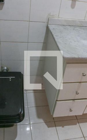 Casa à venda com 220m², 3 quartos e sem vaga Casa à venda com 220m², 3 quartos e sem vagaBanheiro Social