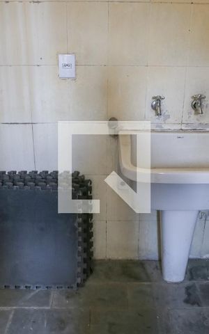 Casa à venda com 220m², 3 quartos e sem vaga Casa à venda com 220m², 3 quartos e sem vagaÁrea de Serviço
