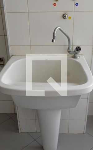 Apartamento para alugar com 236m², 4 quartos e 2 vagasÁrea de Serviço