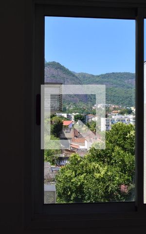 Apartamento para alugar com 236m², 4 quartos e 2 vagasQuarto de Serviço