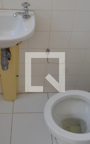 Apartamento para alugar com 236m², 4 quartos e 2 vagasBanheiro de Serviço