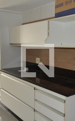 Apartamento para alugar com 236m², 4 quartos e 2 vagasCozinha