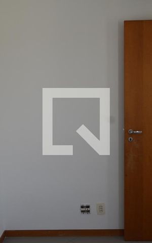 Apartamento para alugar com 236m², 4 quartos e 2 vagasQuarto de Serviço