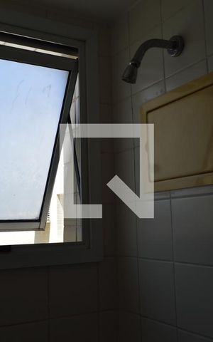 Apartamento para alugar com 236m², 4 quartos e 2 vagasBanheiro de Serviço