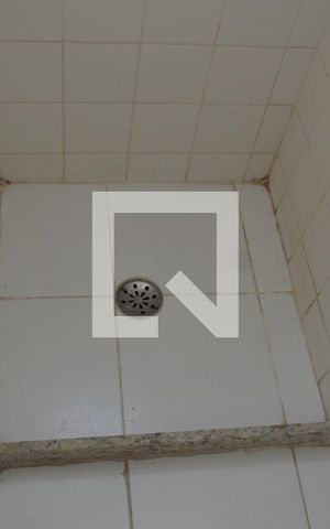 Apartamento para alugar com 236m², 4 quartos e 2 vagasBanheiro de Serviço