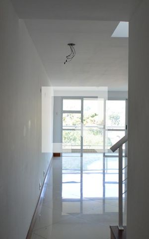 Apartamento para alugar com 236m², 4 quartos e 2 vagasSala
