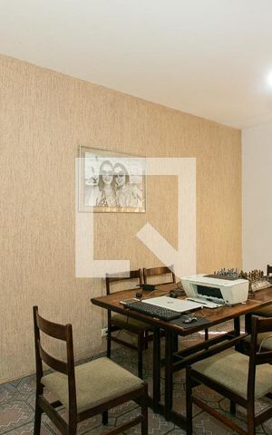 Casa para alugar com 180m², 3 quartos e 3 vagasSala