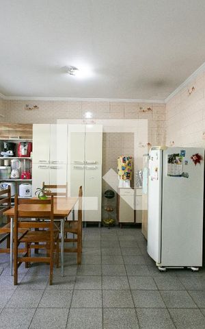 Casa para alugar com 180m², 3 quartos e 3 vagasCozinha