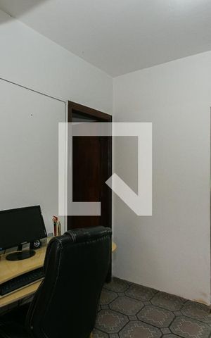 Casa para alugar com 180m², 3 quartos e 3 vagasSala