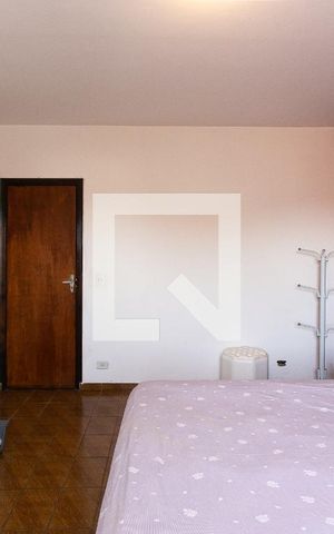 Casa para alugar com 180m², 3 quartos e 3 vagasSuíte