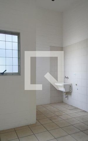 Casa à venda com 52m², 2 quartos e 1 vagaÁrea de Serviço