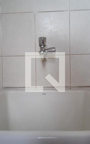 Casa à venda com 52m², 2 quartos e 1 vagaÁrea de Serviço