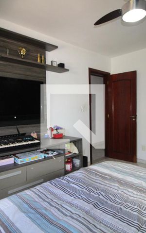 Casa de condomínio à venda com 340m², 3 quartos e 2 vagasQuarto 2