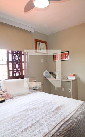Casa de condomínio à venda com 340m², 3 quartos e 2 vagasQuarto 3
