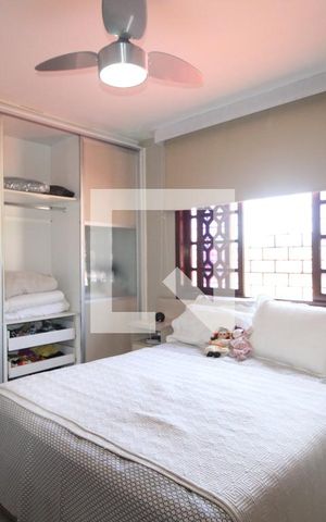 Casa de condomínio à venda com 340m², 3 quartos e 2 vagasQuarto 3
