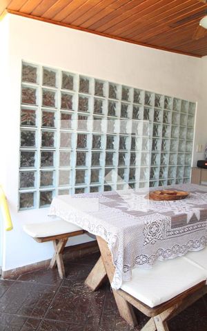 Casa de condomínio à venda com 340m², 3 quartos e 2 vagasCopa
