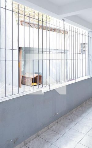 Casa à venda com 205m², 3 quartos e 2 vagas Casa à venda com 205m², 3 quartos e 2 vagasQuintal