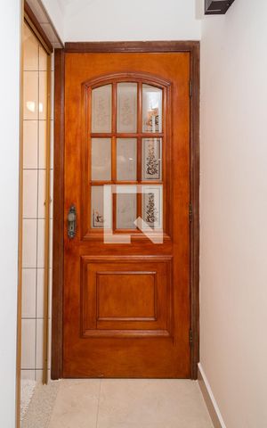 Casa à venda com 205m², 3 quartos e 2 vagas Casa à venda com 205m², 3 quartos e 2 vagasEntrada Sala de Jantar
