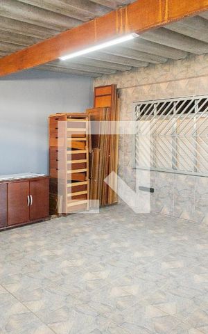Casa à venda com 205m², 3 quartos e 2 vagas Casa à venda com 205m², 3 quartos e 2 vagasGaragem
