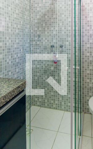 Casa à venda com 216m², 3 quartos e 4 vagas Casa à venda com 216m², 3 quartos e 4 vagasBanheiro da Suíte 3