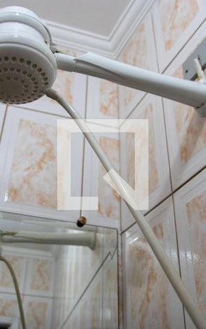 Casa à venda com 250m², 3 quartos e 2 vagasQuarto e Banheiro de Serviço