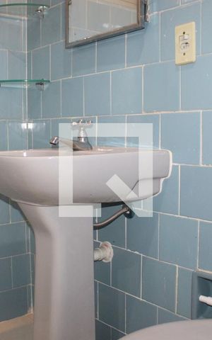 Apartamento para alugar com 48m², 1 quarto e sem vagaBanheiro