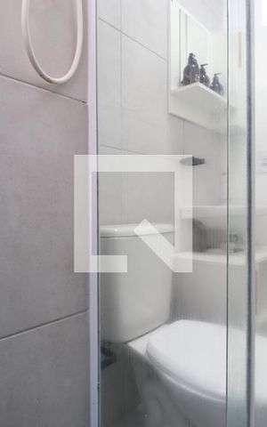 Apartamento para alugar com 47m², 2 quartos e sem vagaBanheiro