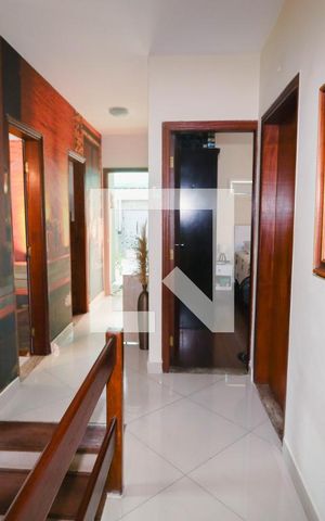 Casa à venda com 374m², 5 quartos e 5 vagasCorredor