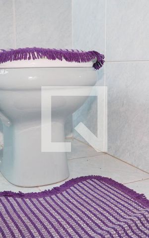 Casa à venda com 374m², 5 quartos e 5 vagasBanheiro 4