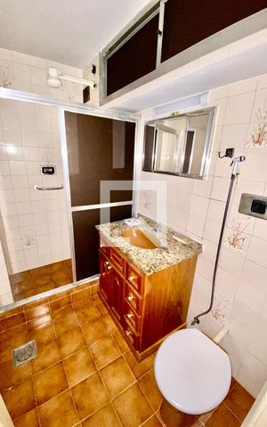 Apartamento à venda com 60m², 3 quartos e sem vaga Apartamento à venda com 60m², 3 quartos e sem vagaBanheiro
