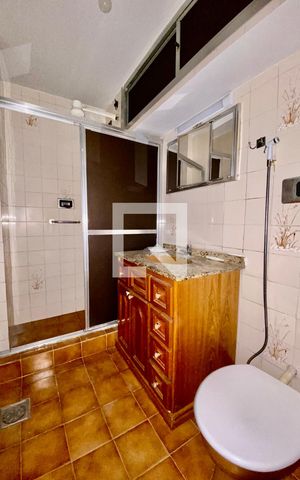 Apartamento à venda com 60m², 3 quartos e sem vaga Apartamento à venda com 60m², 3 quartos e sem vagaBanheiro