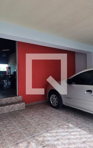 Casa à venda com 173m², 2 quartos e 2 vagasGaragem
