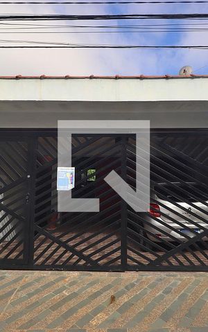 Casa à venda com 173m², 2 quartos e 2 vagasFachada